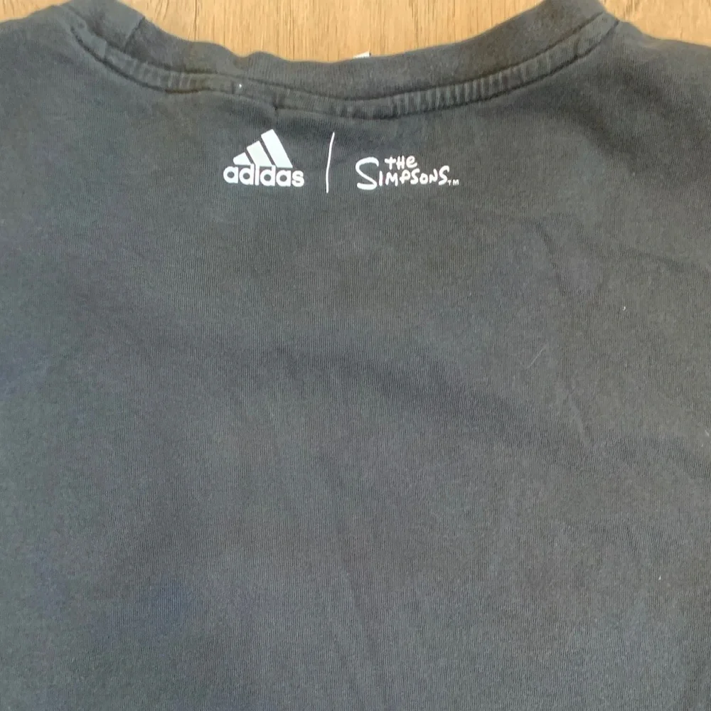 ADIDAS X THE SIMPSONS SNOWBALL FIGHT GRAPHIC TEE SIZE LARGE - Picture 12 of 12